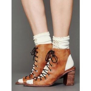 Free people Jeffrey Campbell Minimal Lace Heel
